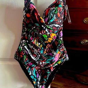 Anne Cole XL Ladies Twist Front One Piece Swimsuit - UPF 50 - NEVER WORN